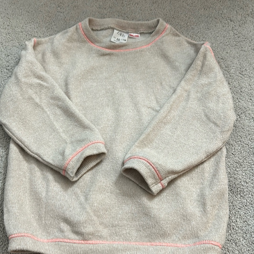 Zara 4-5 sweater